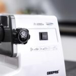 Geepas 800W Electric Meat Grinder with Reverse Function (GMG767) - Image 2