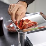 Geepas 800W Electric Meat Grinder with Reverse Function (GMG767) - Image 4